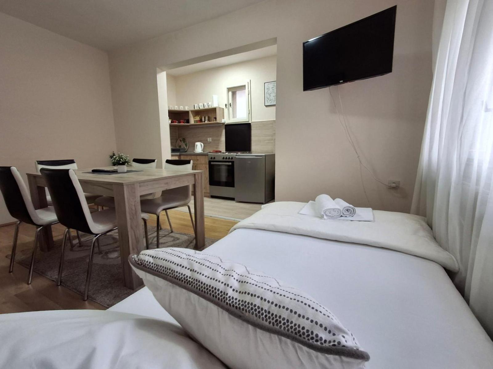 Haus Apartman Zajecar M&L Værelse billede