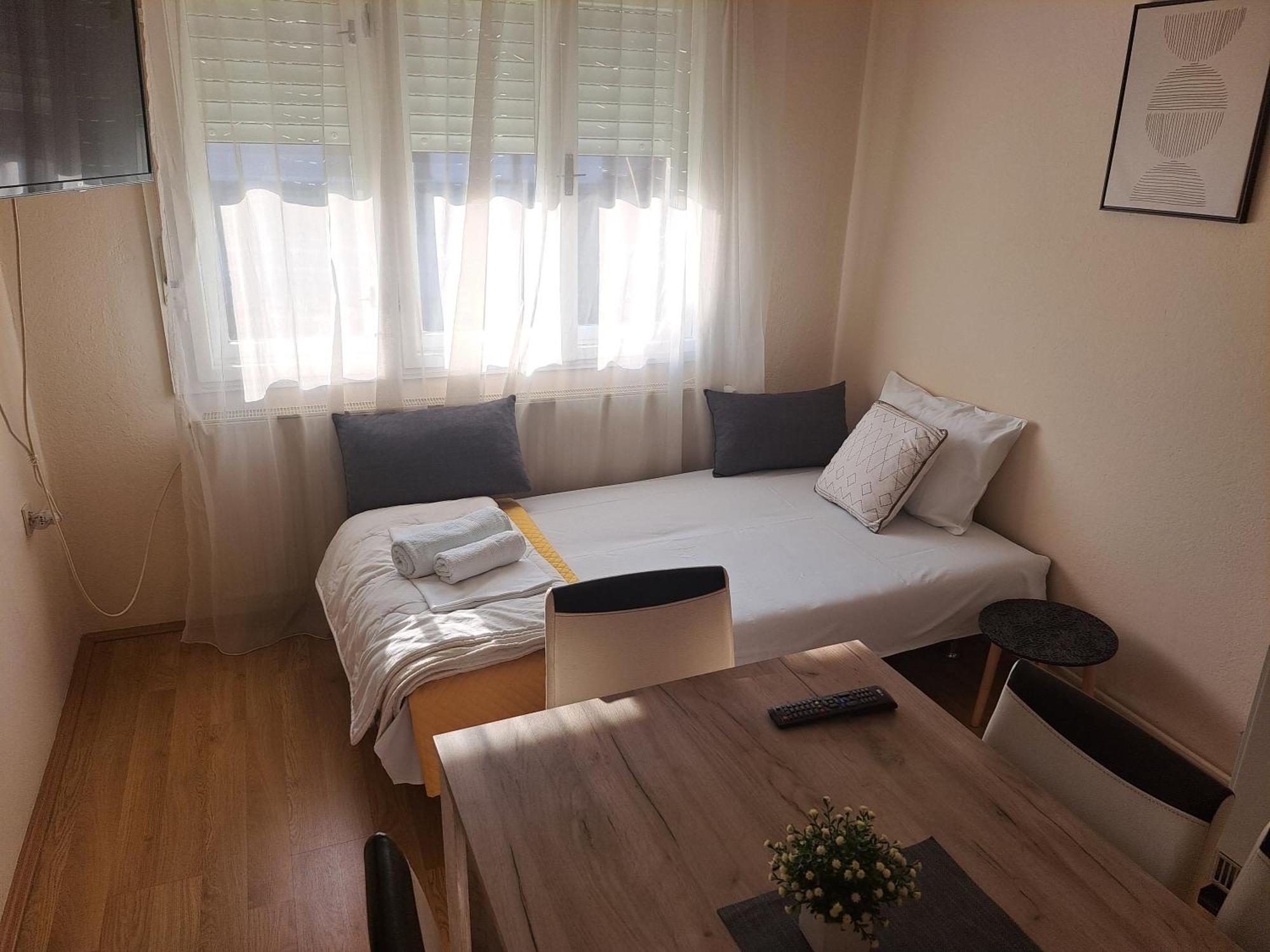 Haus Apartman Zajecar M&L Værelse billede