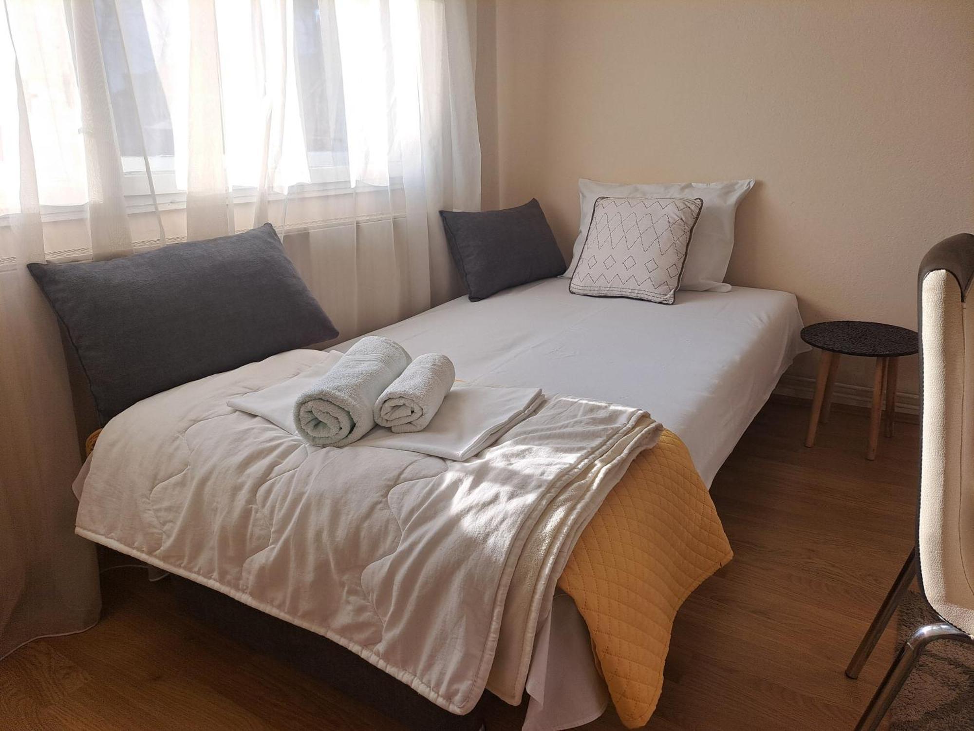 Haus Apartman Zajecar M&L Værelse billede
