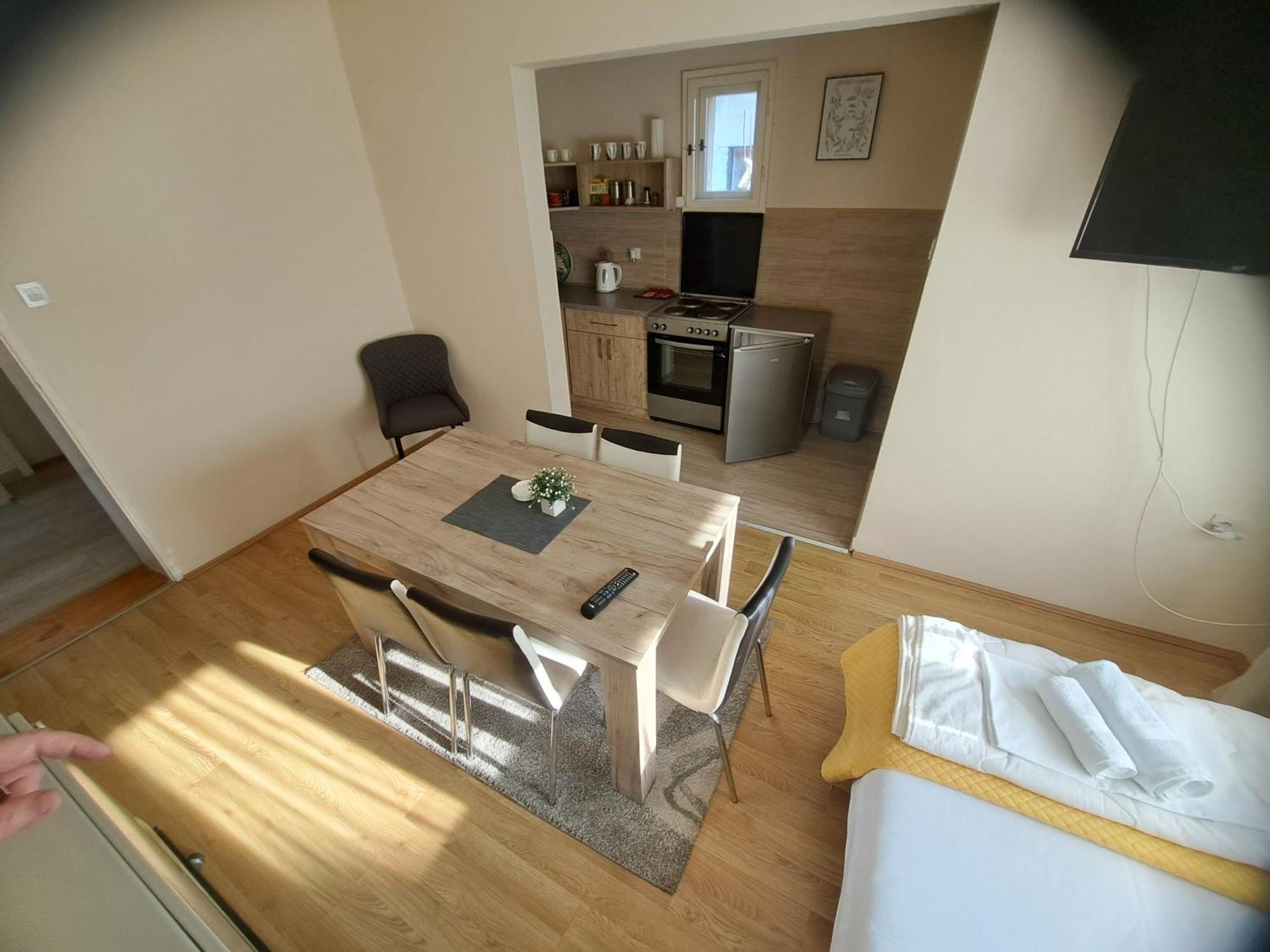 Haus Apartman Zajecar M&L Værelse billede